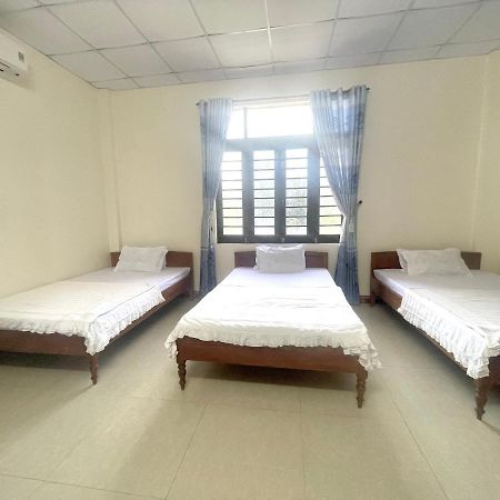 Lam Dao House Bed and Breakfast Dong Hoi Exteriör bild
