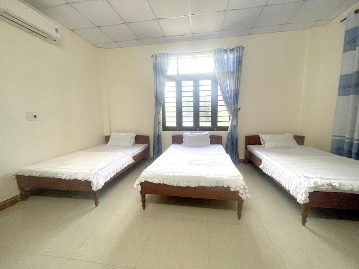 Lam Dao House Bed and Breakfast Dong Hoi Exteriör bild