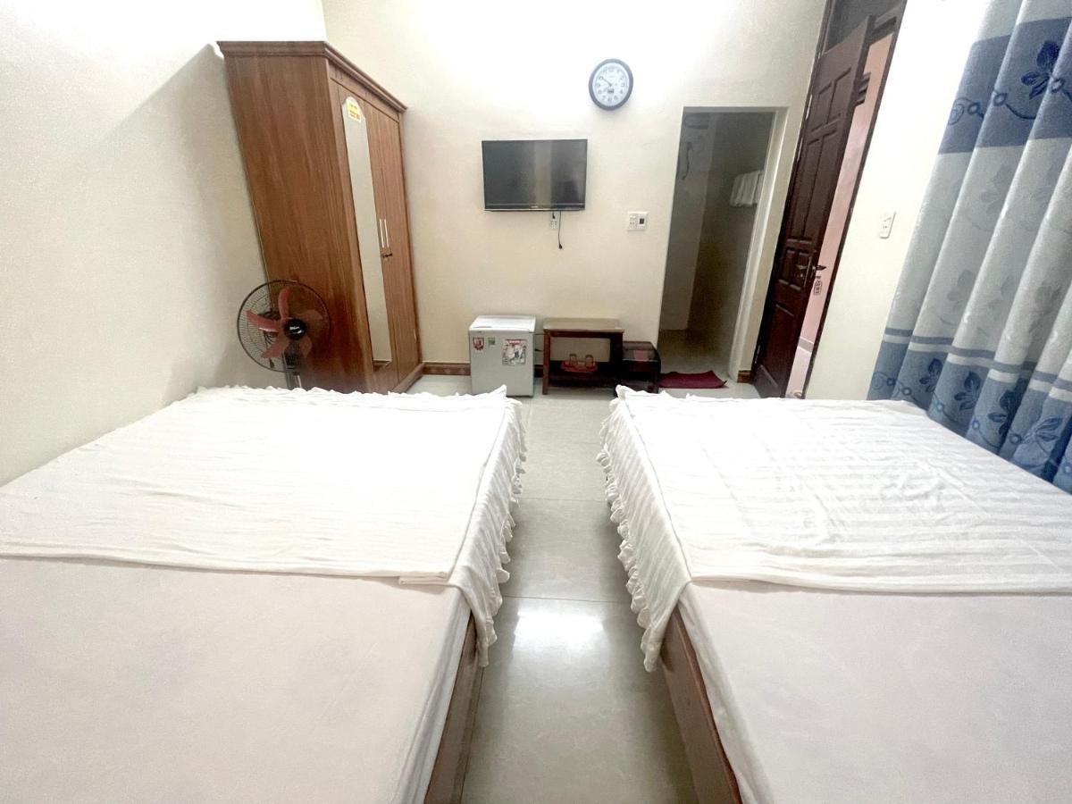 Lam Dao House Bed and Breakfast Dong Hoi Exteriör bild